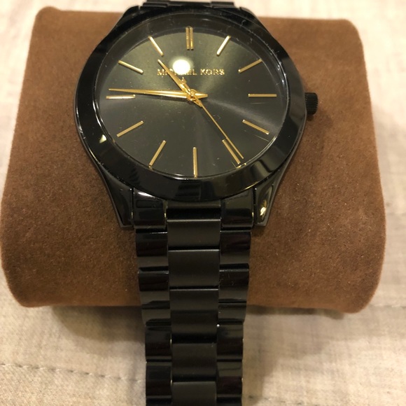 MIchael Kors Slim Runway Watch - Picture 2 of 4